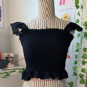 Black tube top w/ frilly sleeves from étophe studios